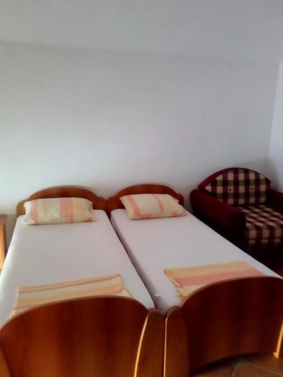 Mb Knezevic Guest house *