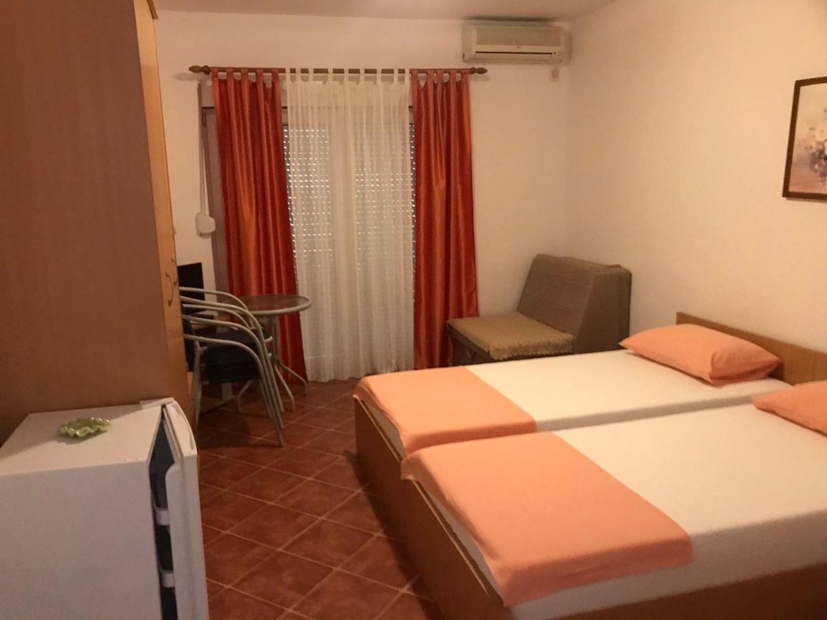 Guest house Mb Knezevic *
