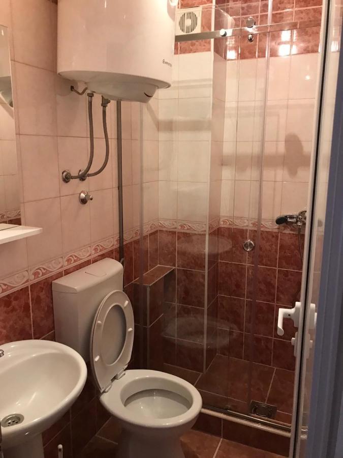 Mb Knezevic Guest house *